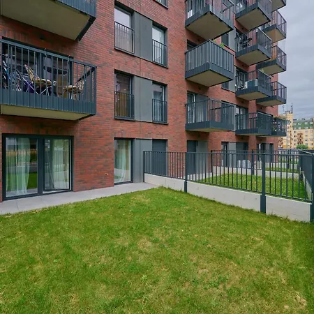 Apartamento Stylish Madalinskiego With Garden Terrace And Free Garage By Renters