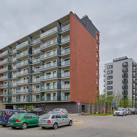 Apartment Stylish Madalinskiego With Garden Terrace And Free Garage By Renters Breslau