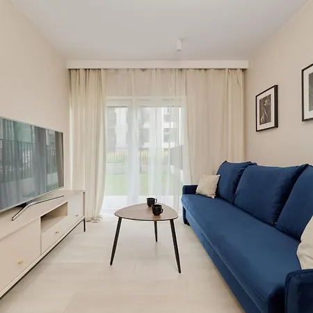 Stylish Madalinskiego With Garden Terrace And Free Garage By Renters Apartment *